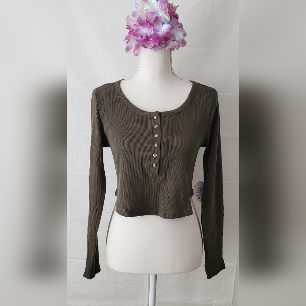 FULL CIRCLE TRENDS Crop Top
